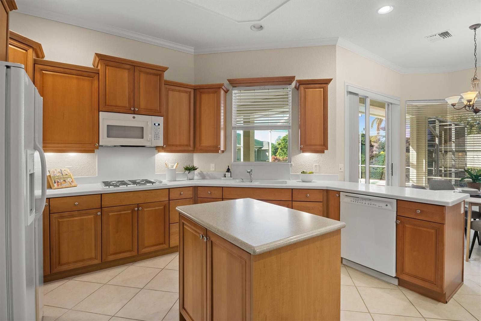 Image 33 of 59 For 1915 Austin Terrace