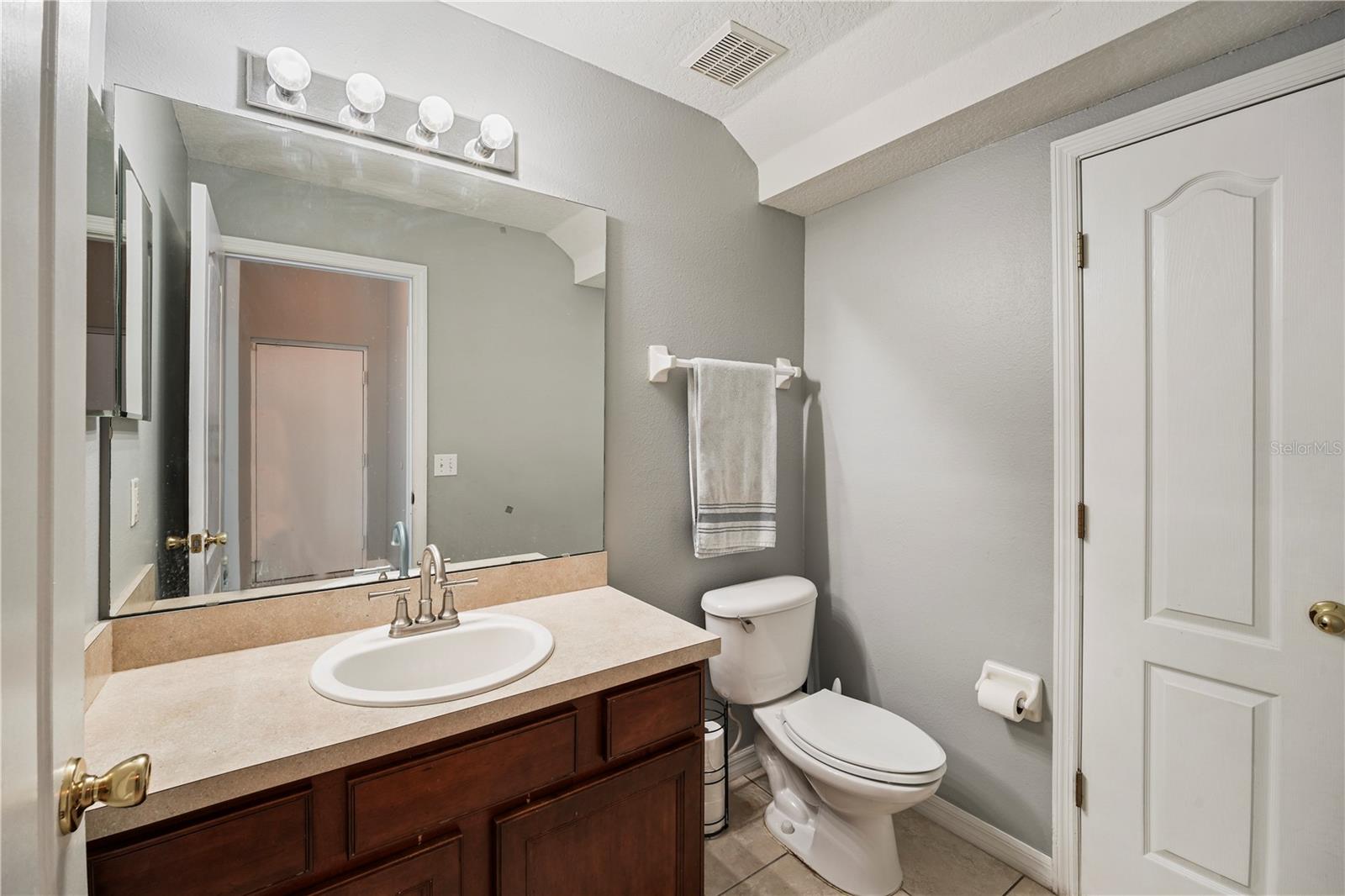 Image 22 of 31 For 7105 Red Lantern Drive 13c