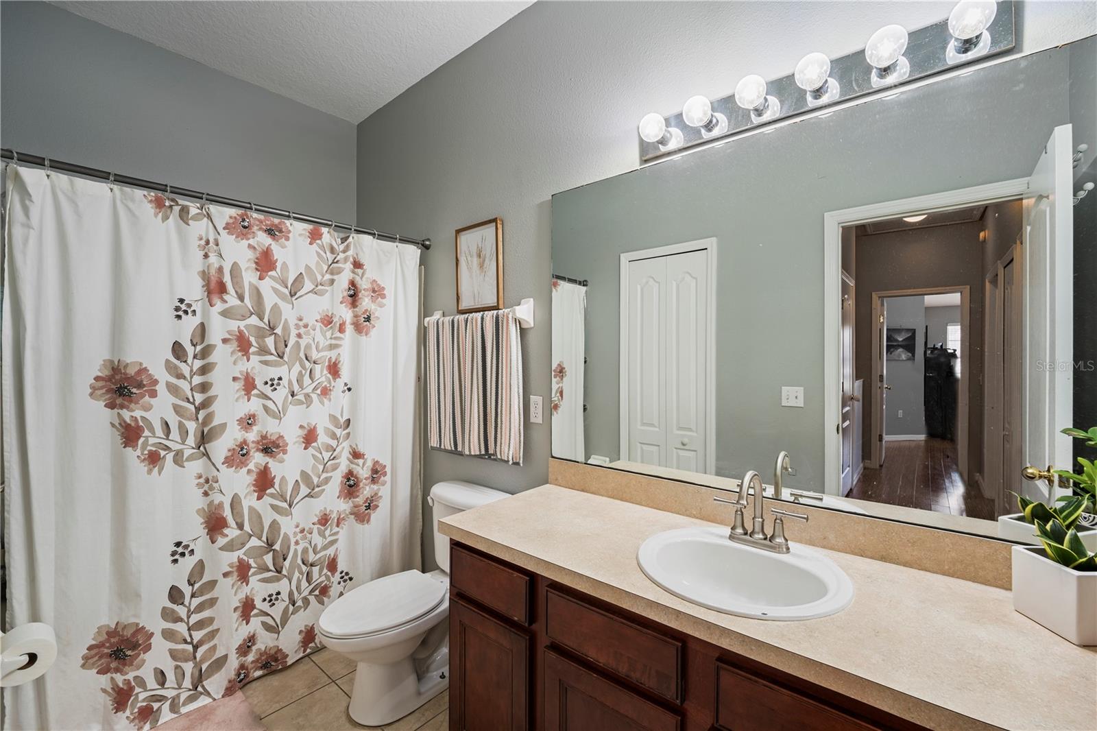 Image 23 of 31 For 7105 Red Lantern Drive 13c