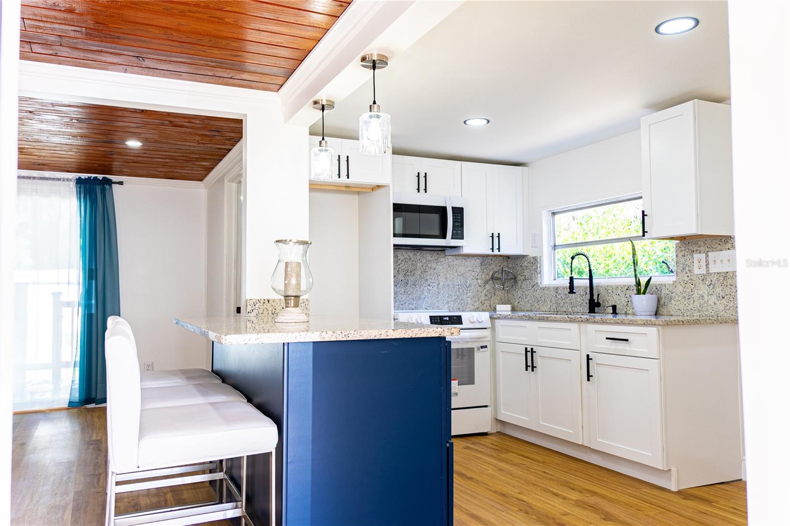 Image 4 of 31 For 922 Cr 482a  