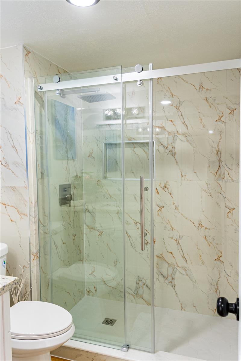 Image 6 of 31 For 922 Cr 482a  