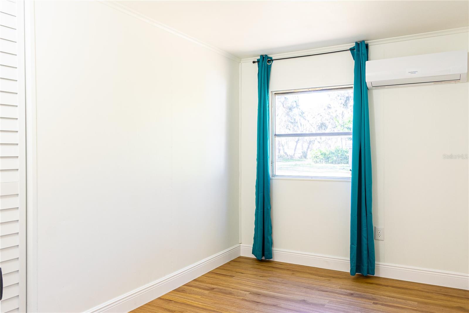 Image 8 of 31 For 922 Cr 482a  