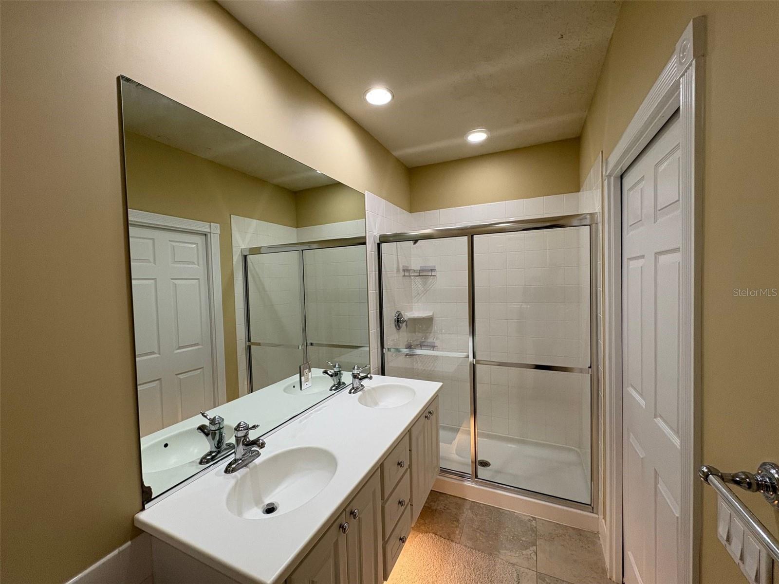 Image 22 of 29 For 11897 Nautica Drive