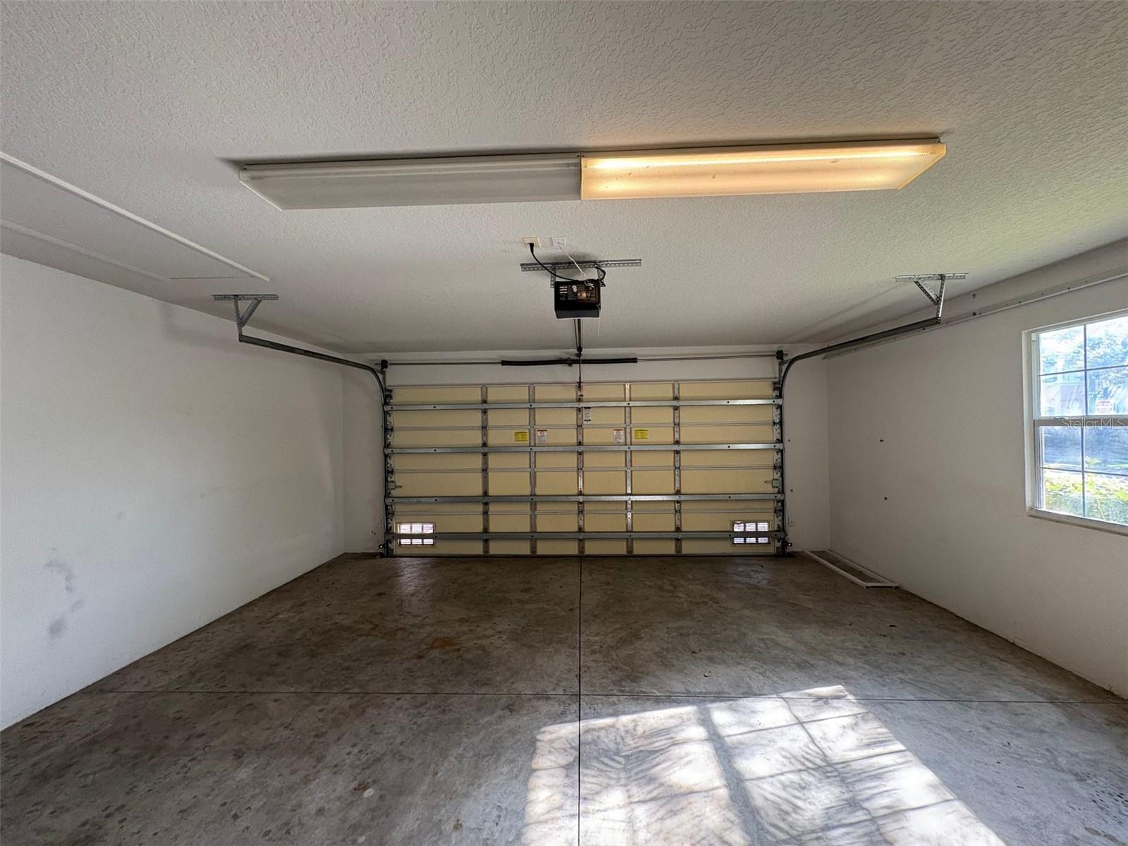 Image 27 of 29 For 11897 Nautica Drive