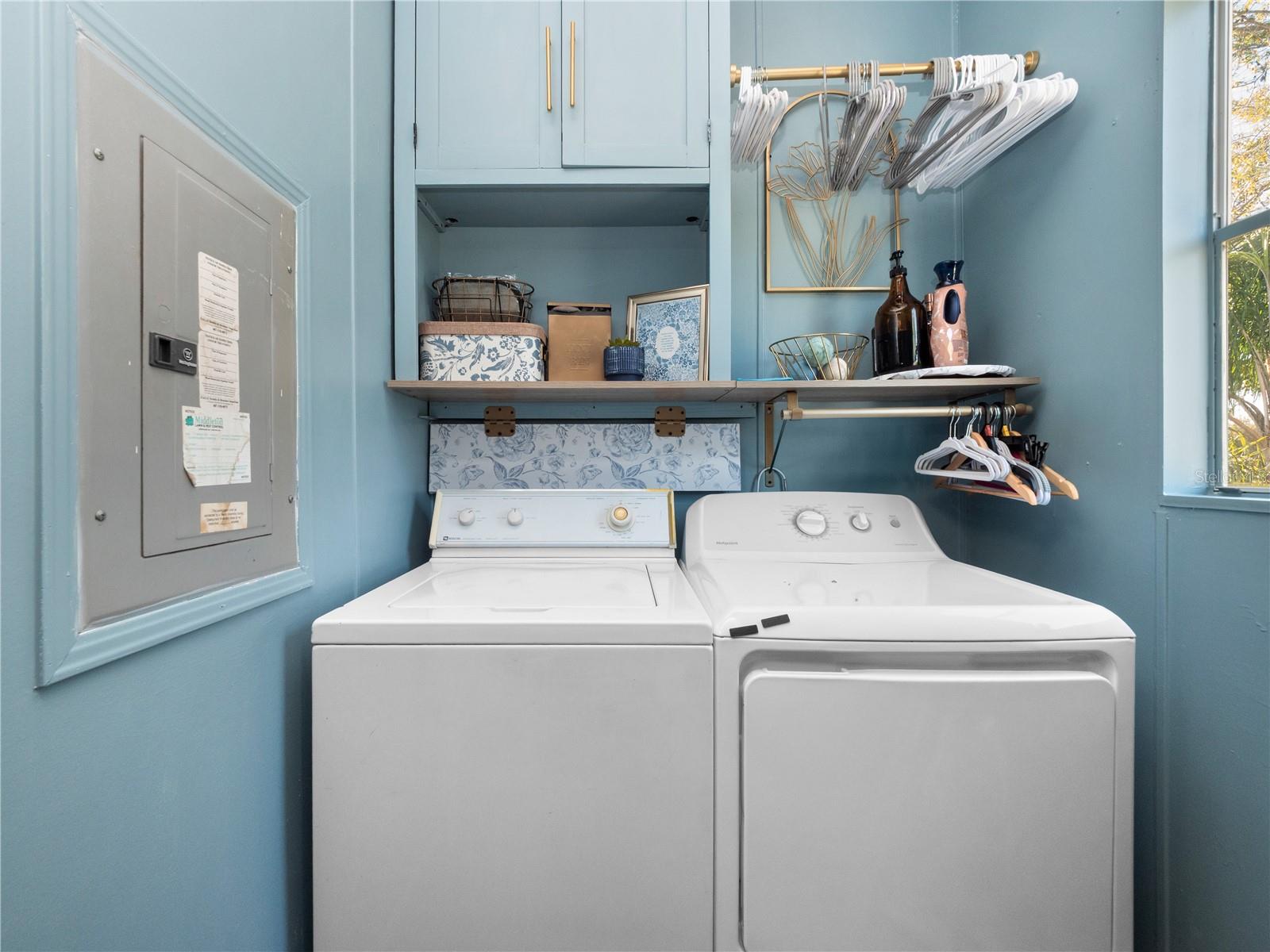 Image 10 of 27 For 216 Ellsworth Drive