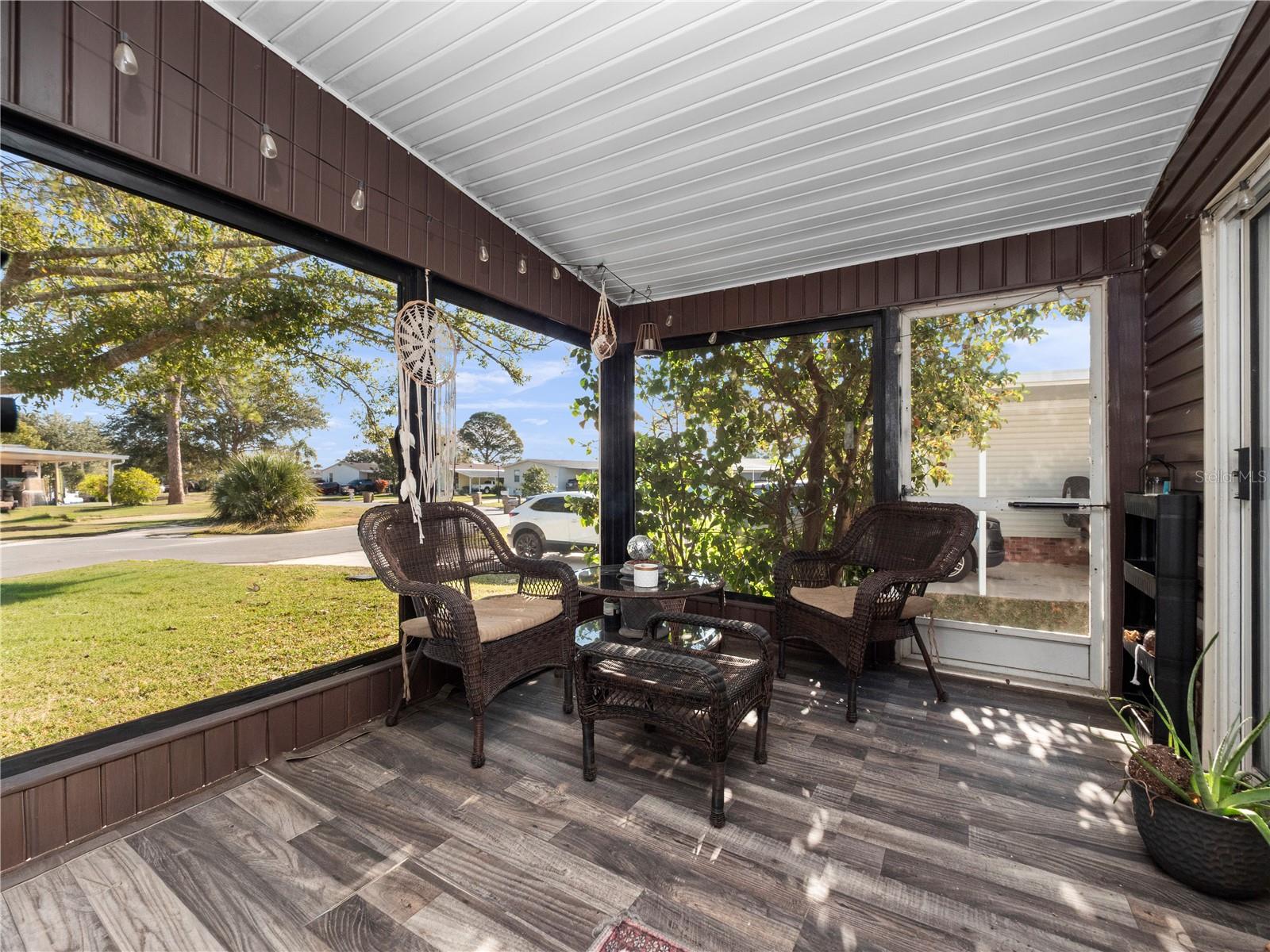 Image 8 of 27 For 216 Ellsworth Drive