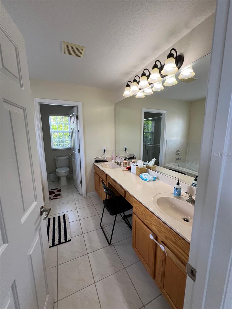 Image 9 of 13 For 1024 Jeater Bend Drive