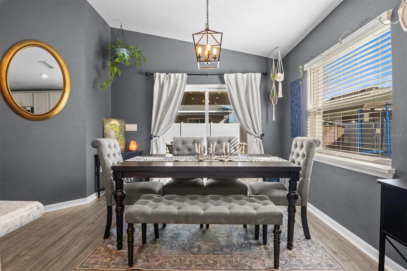 Image 11 of 38 For 1137 Second Drive