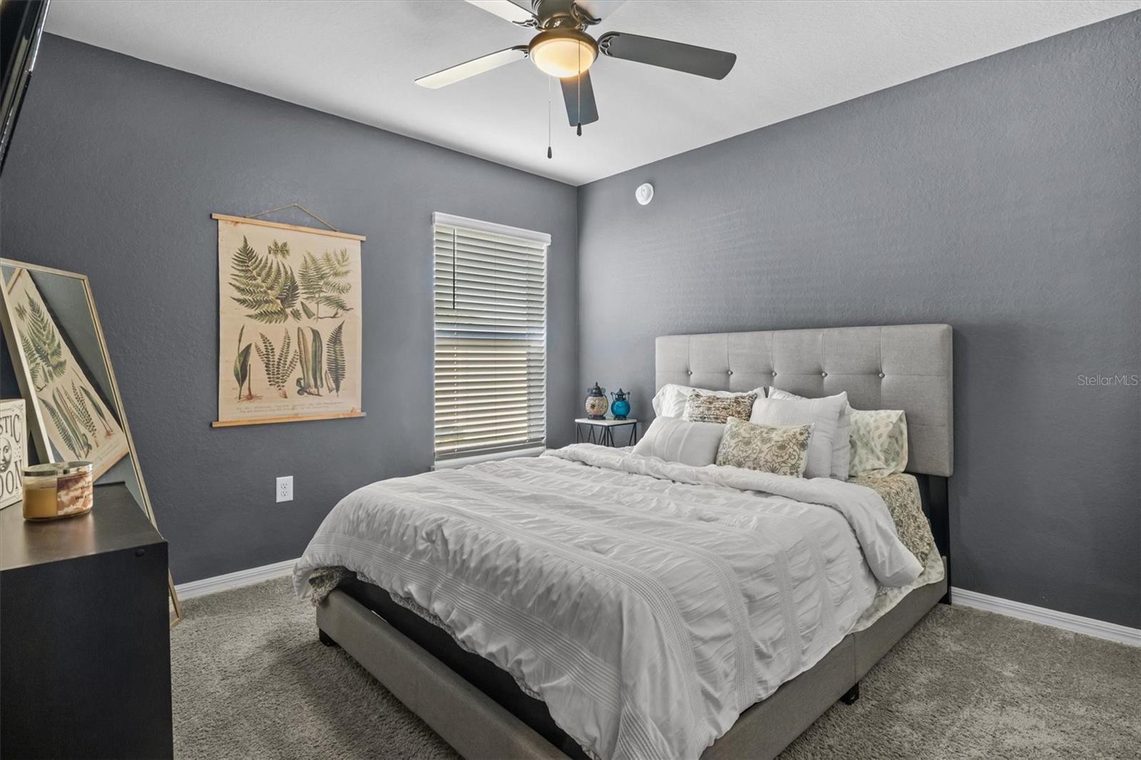 Image 17 of 38 For 1137 Second Drive