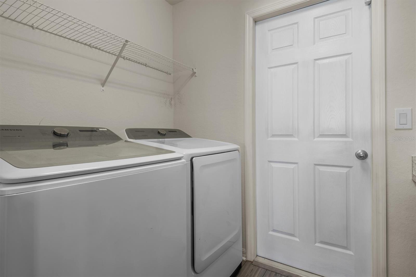 Image 25 of 38 For 1137 Second Drive