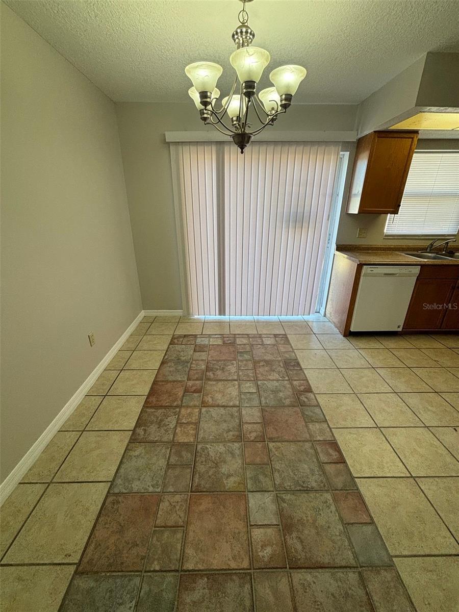 Image 7 of 25 For 104 Puelba Lane