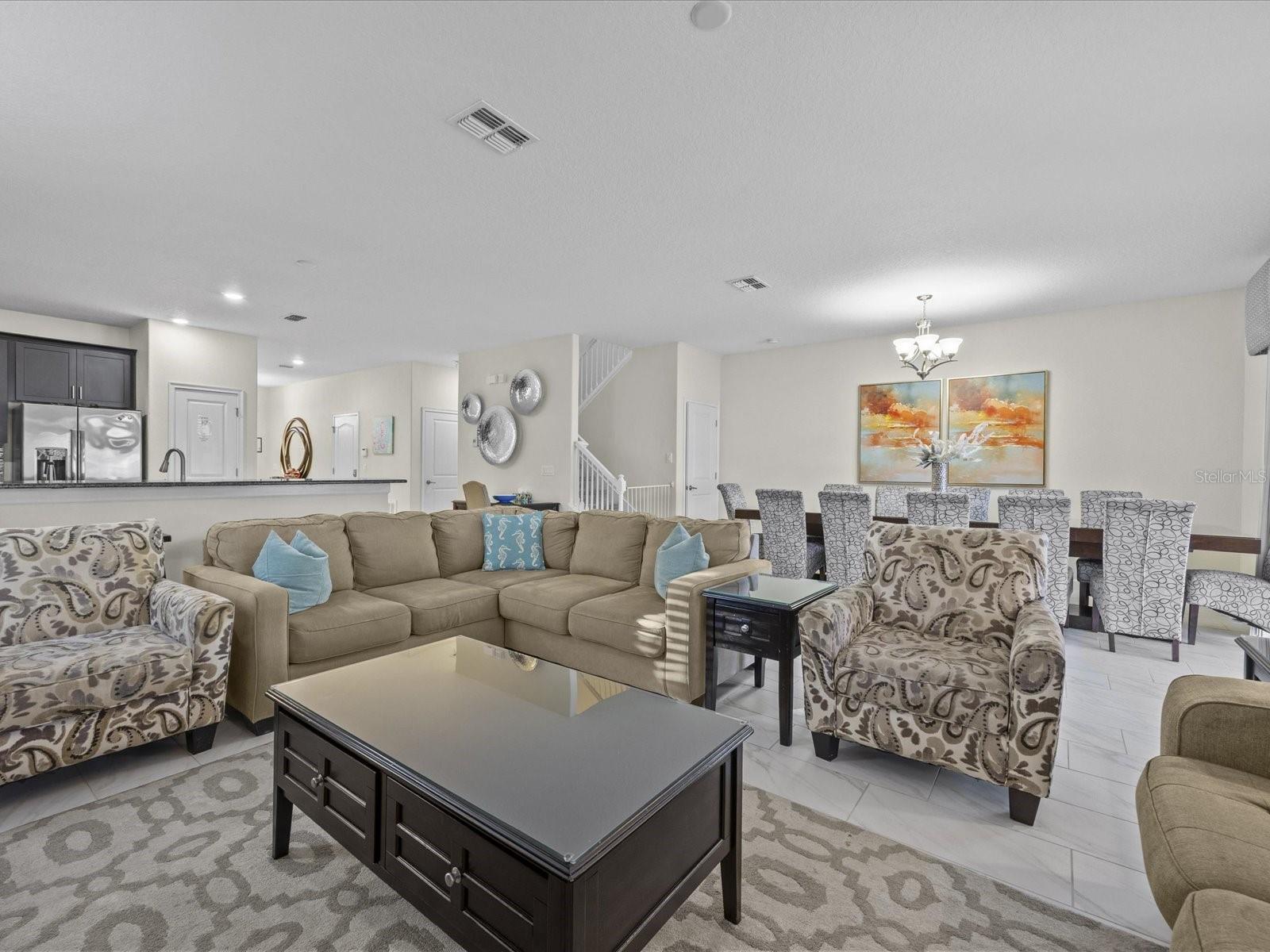 Image 5 of 47 For 9163 Scramble Drive