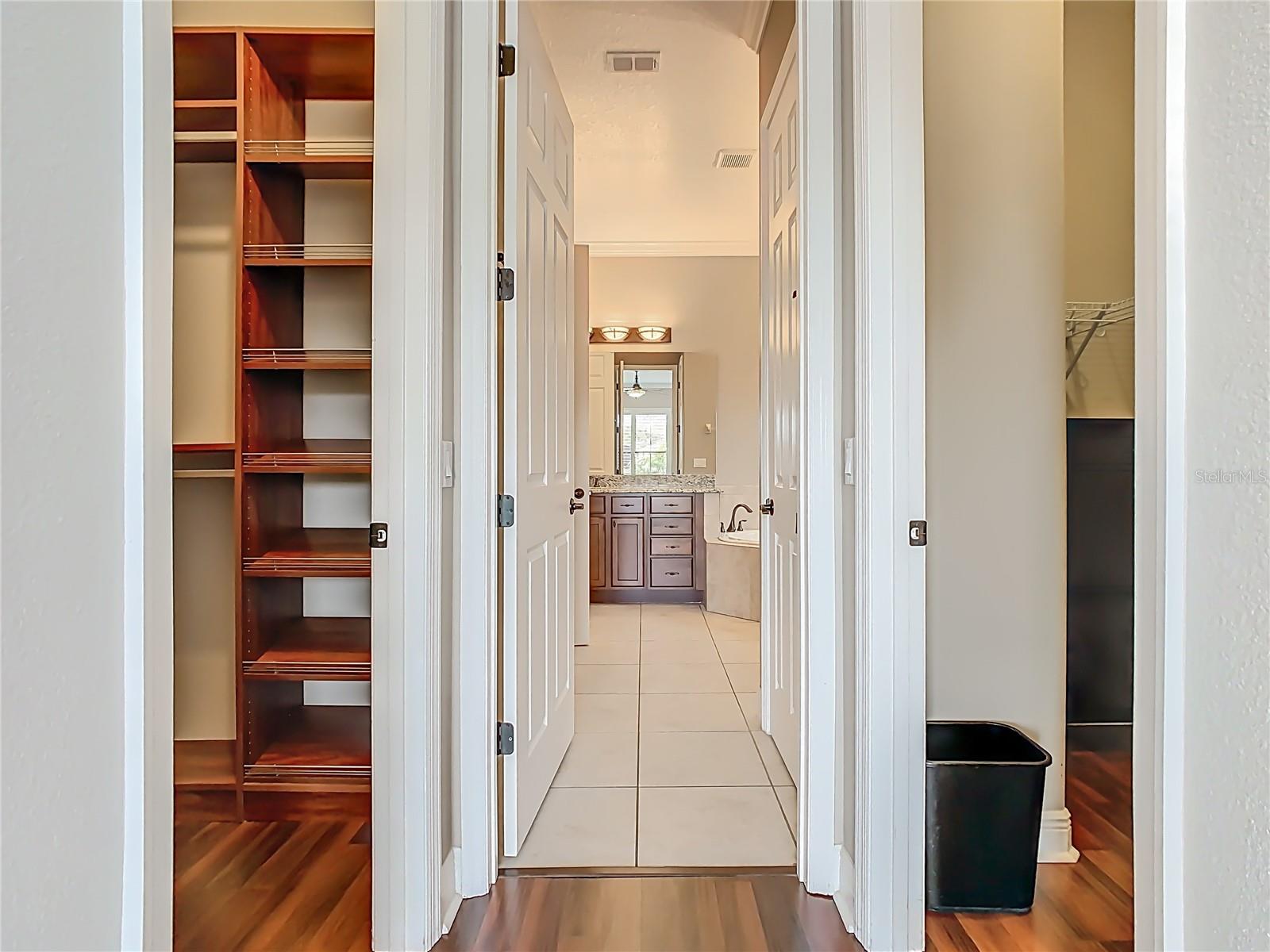 Image 34 of 97 For 472 Villa Park Road