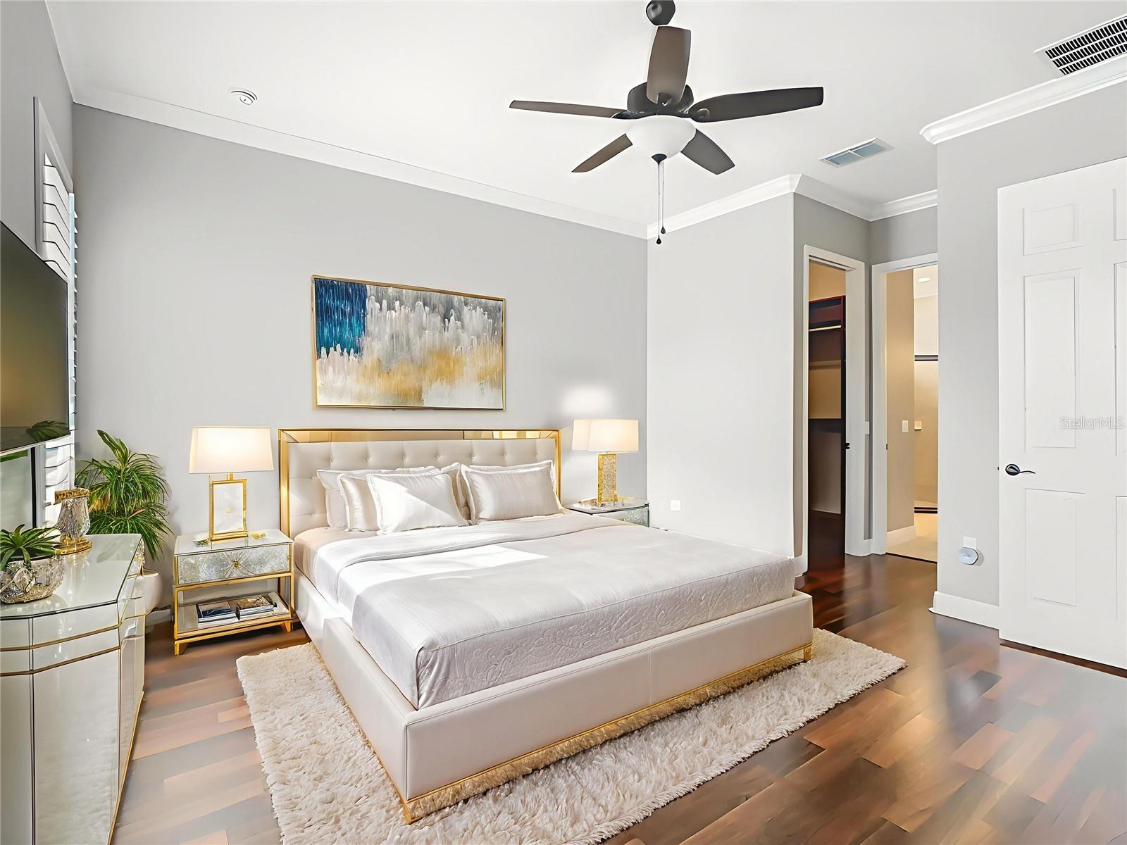 Image 42 of 97 For 472 Villa Park Road