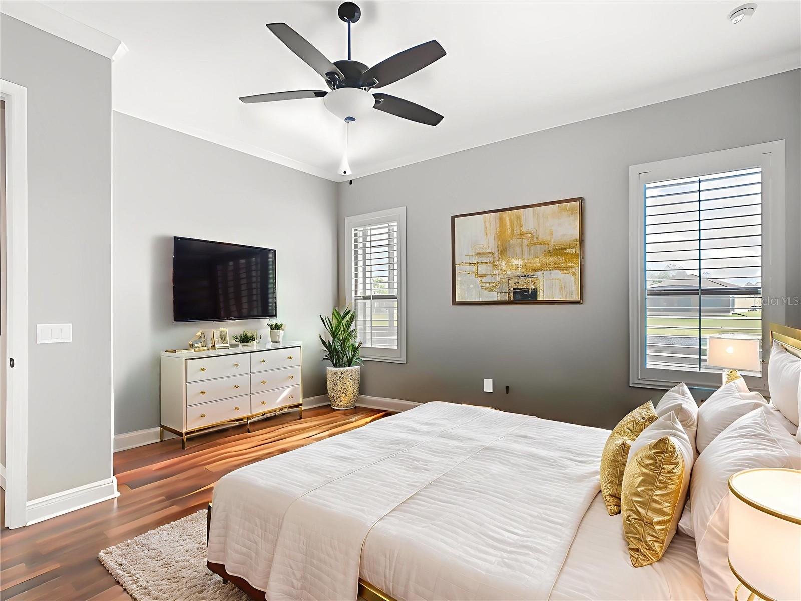 Image 44 of 97 For 472 Villa Park Road