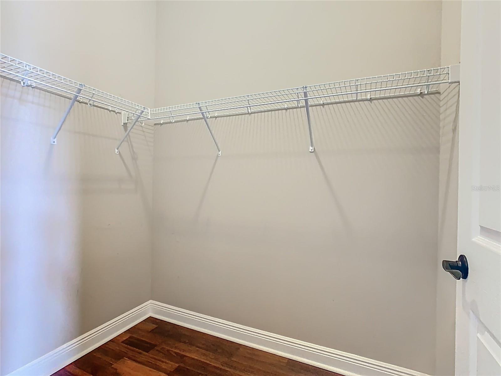 Image 49 of 97 For 472 Villa Park Road