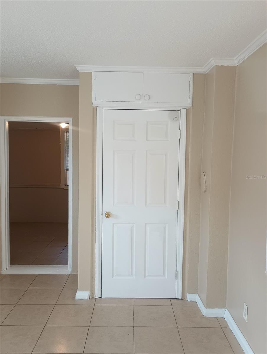 Image 15 of 22 For 110 Orange Avenue 3