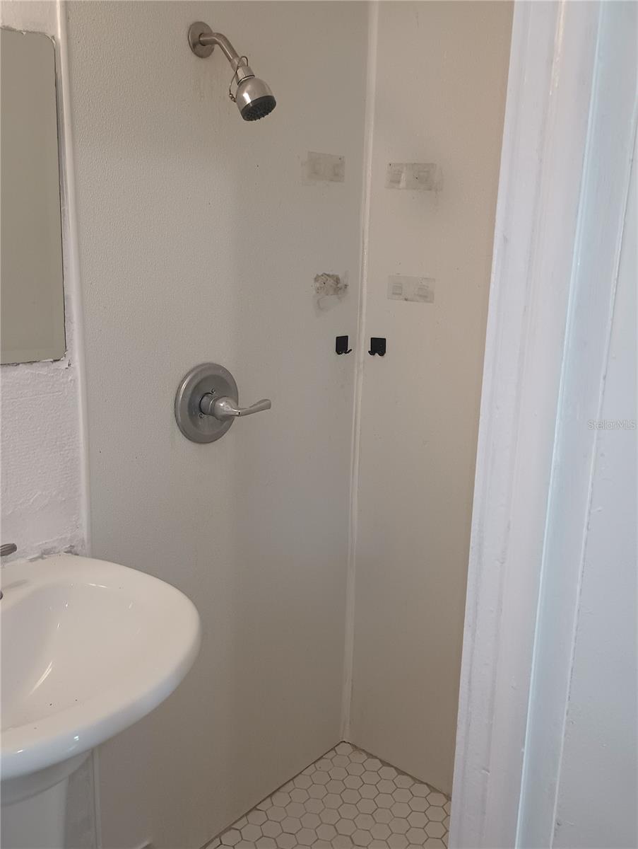 Image 22 of 22 For 110 Orange Avenue 3