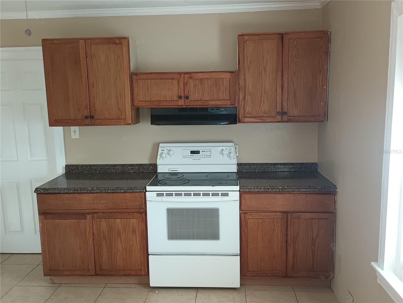 Image 8 of 22 For 110 Orange Avenue 3