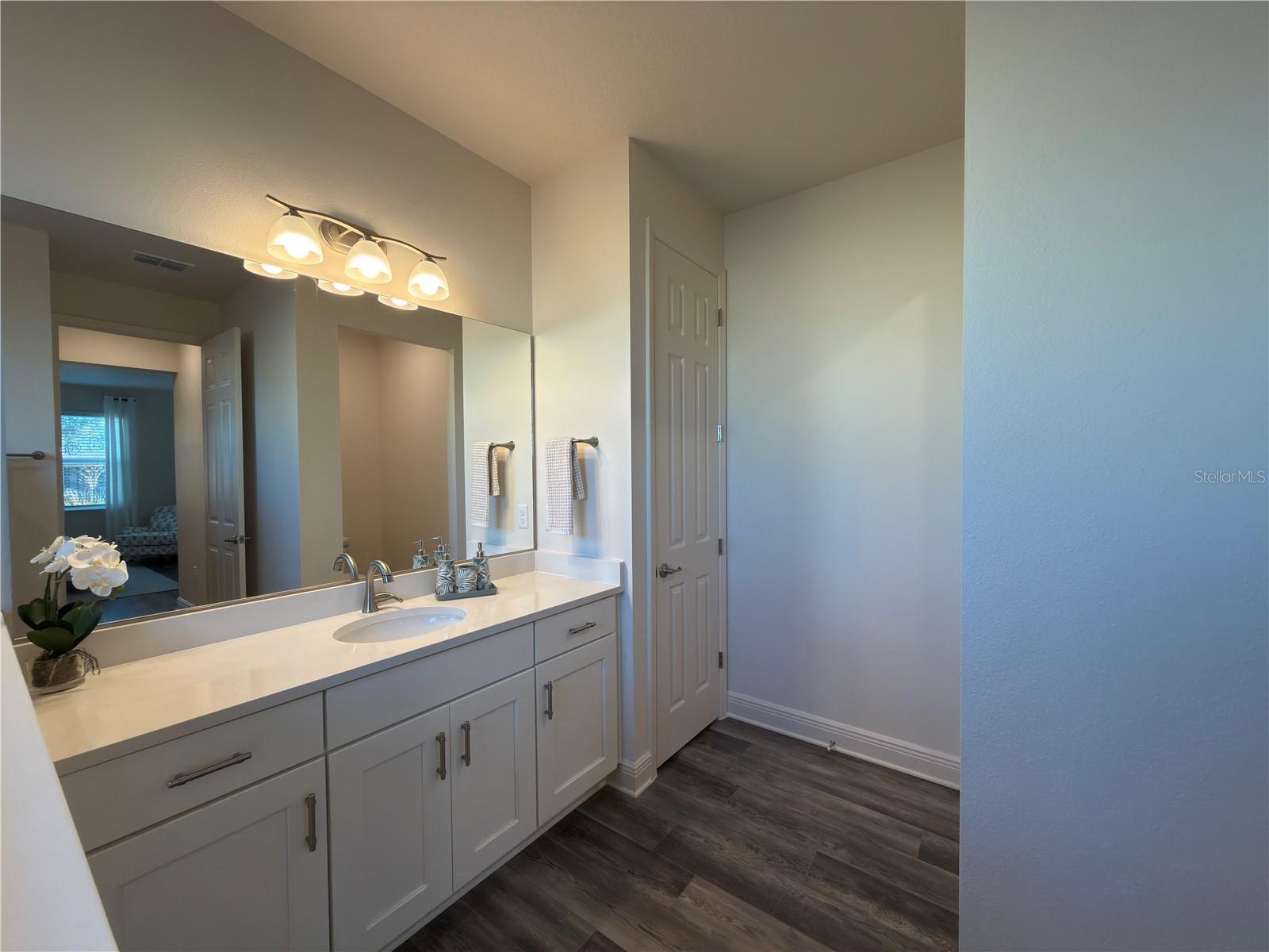 Image 24 of 32 For 10553 98th Place