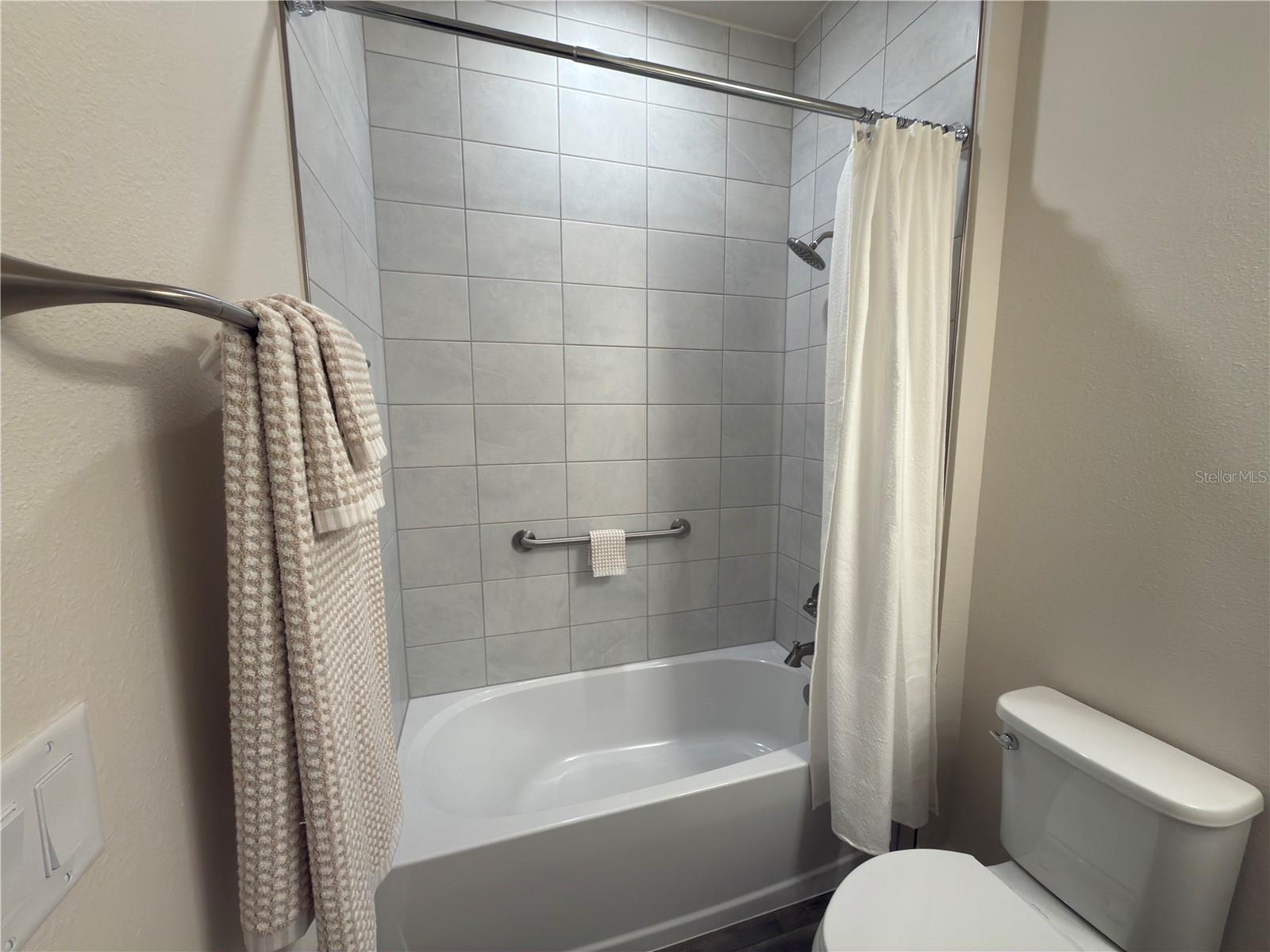 Image 31 of 32 For 10553 98th Place