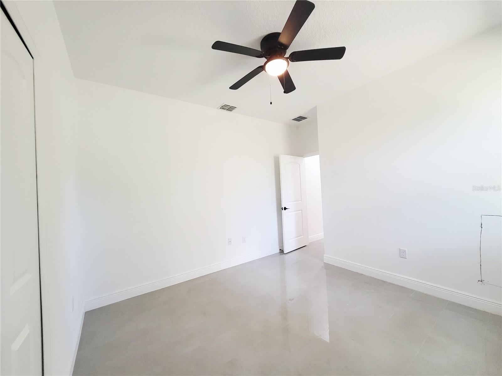 Image 7 of 12 For 1171 Sapphire Street Se