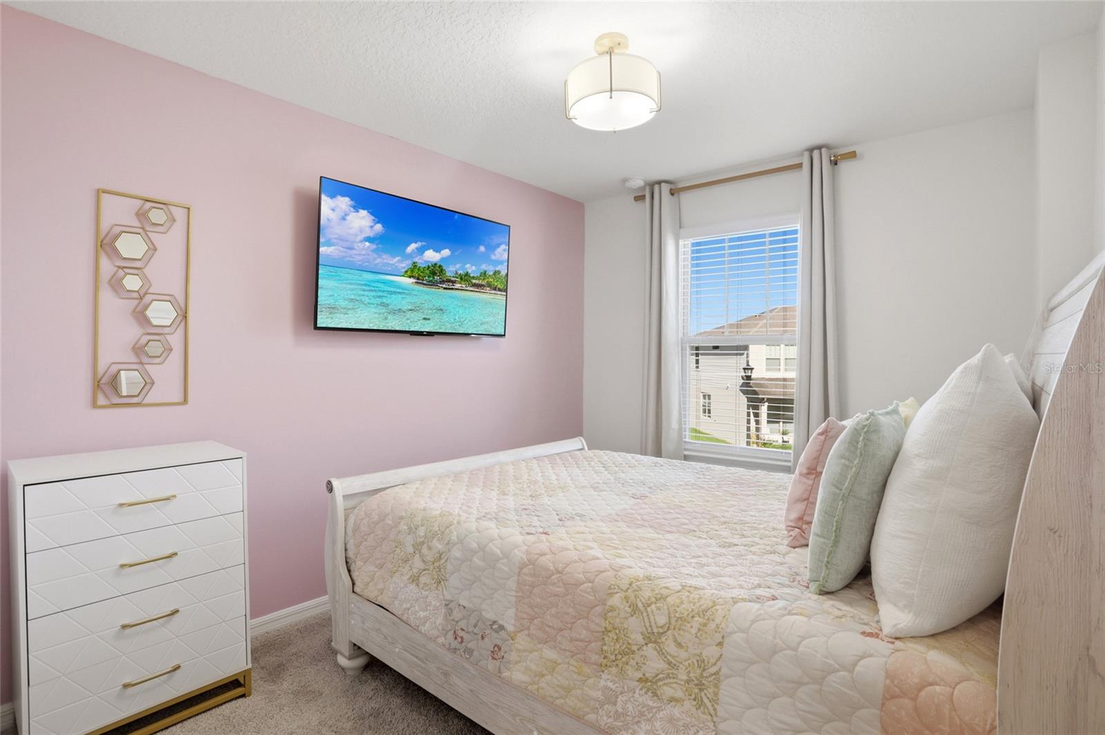 Image 14 of 41 For 5066 Caspian Street