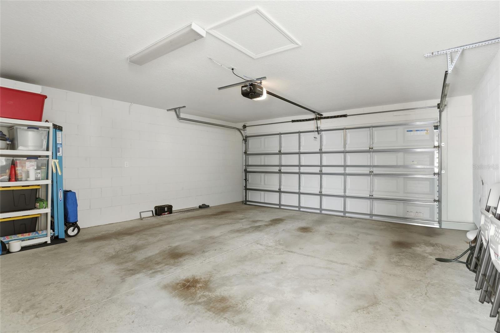 Image 28 of 41 For 5066 Caspian Street