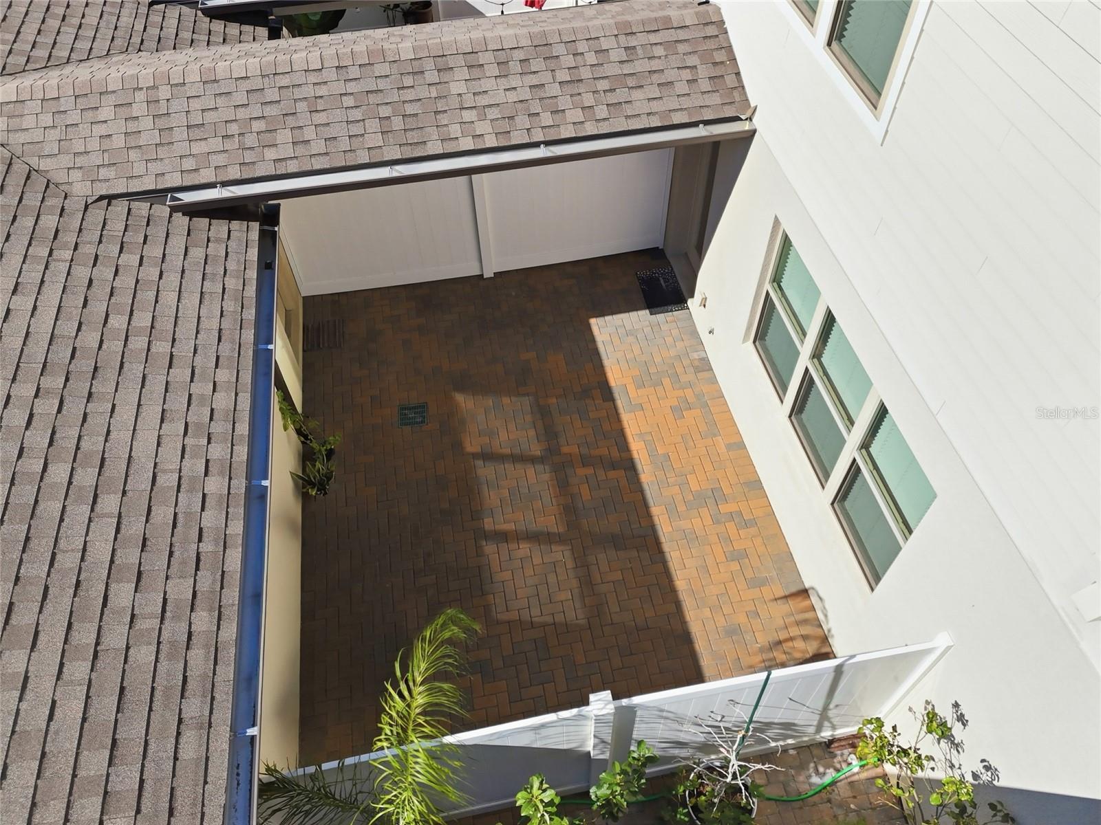 Image 31 of 41 For 5066 Caspian Street