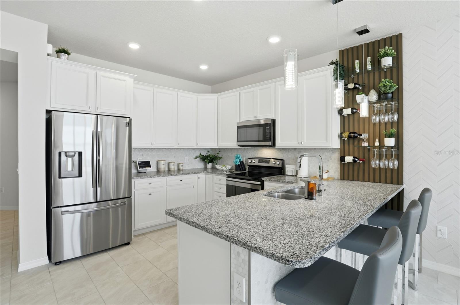 Image 9 of 41 For 5066 Caspian Street