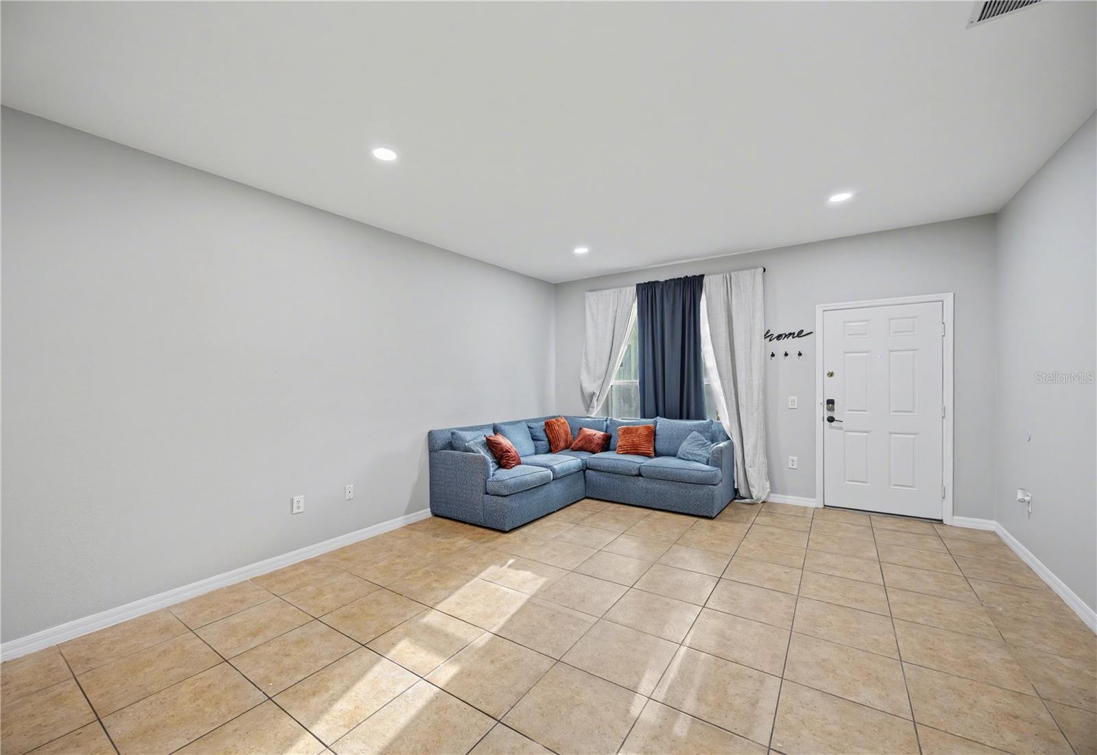 Image 11 of 21 For 3158 Sun Lake Court A