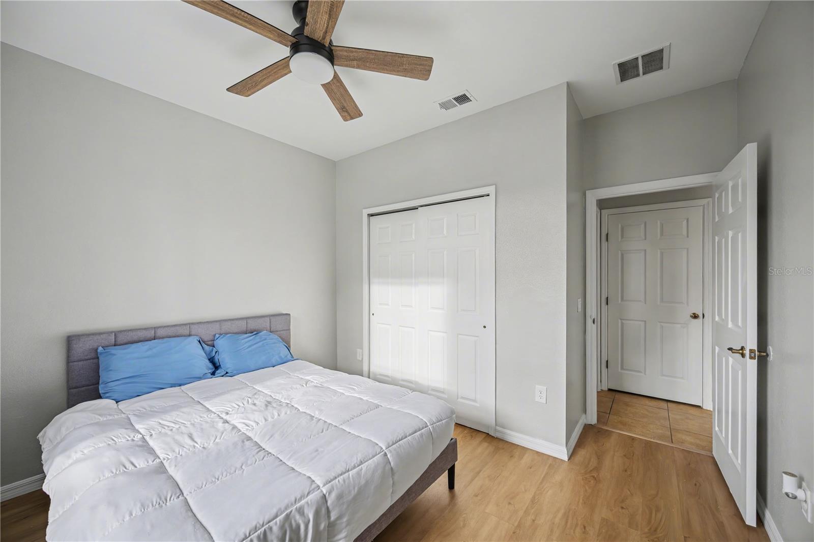 Image 12 of 21 For 3158 Sun Lake Court A