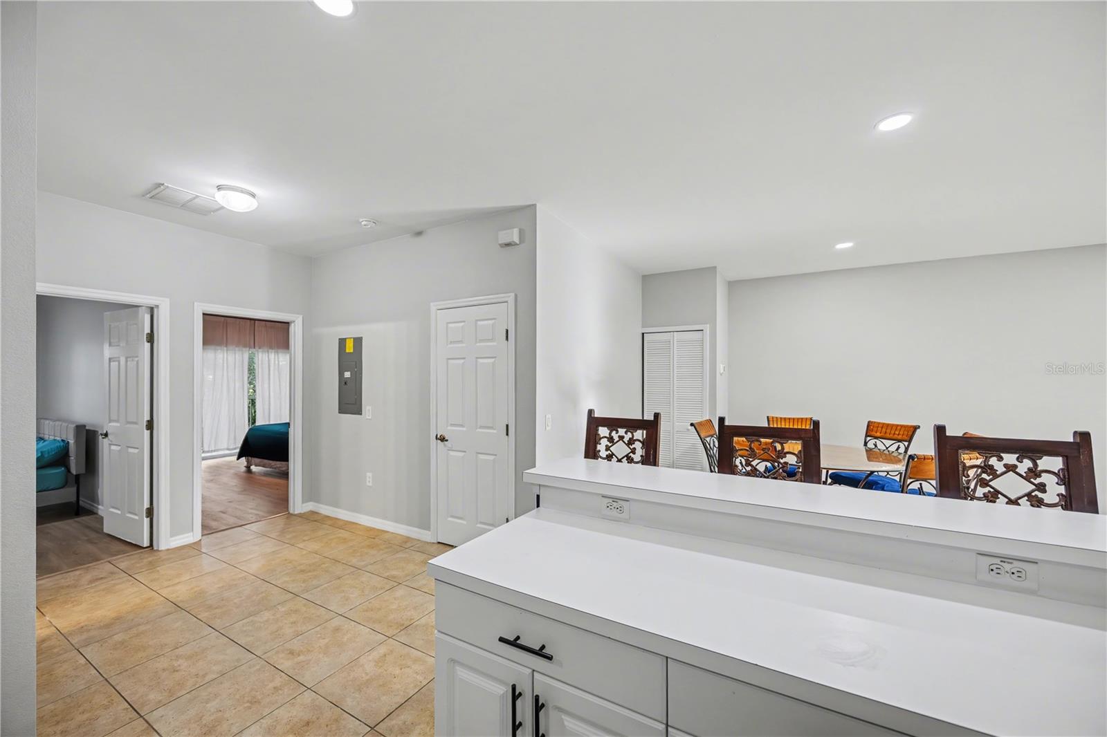 Image 7 of 21 For 3158 Sun Lake Court A