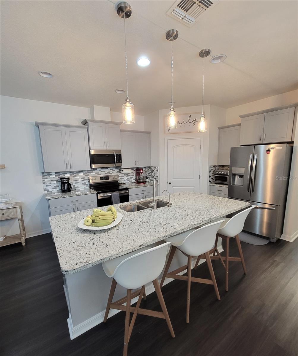 Image 11 of 54 For 9456 Komika Lane W 1