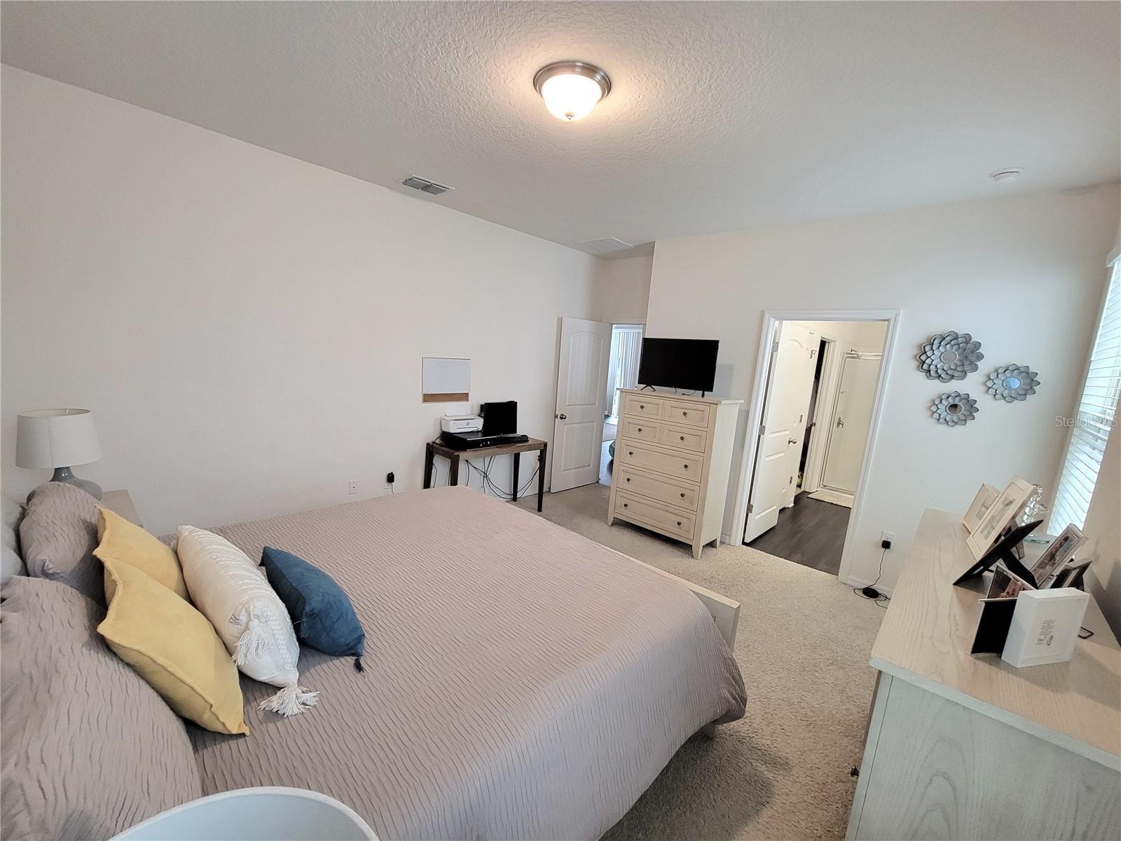 Image 16 of 54 For 9456 Komika Lane W 1