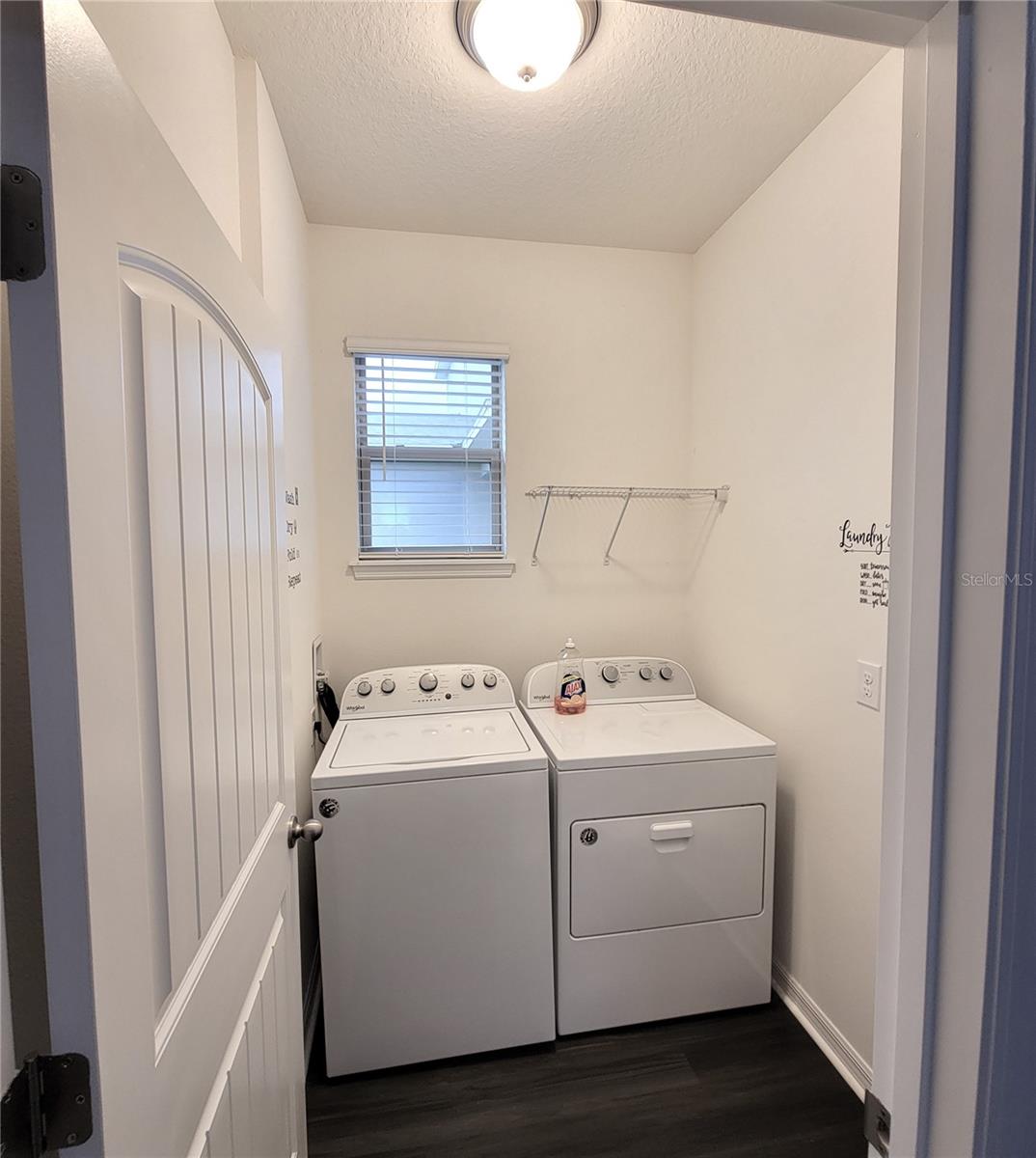 Image 25 of 54 For 9456 Komika Lane W 1