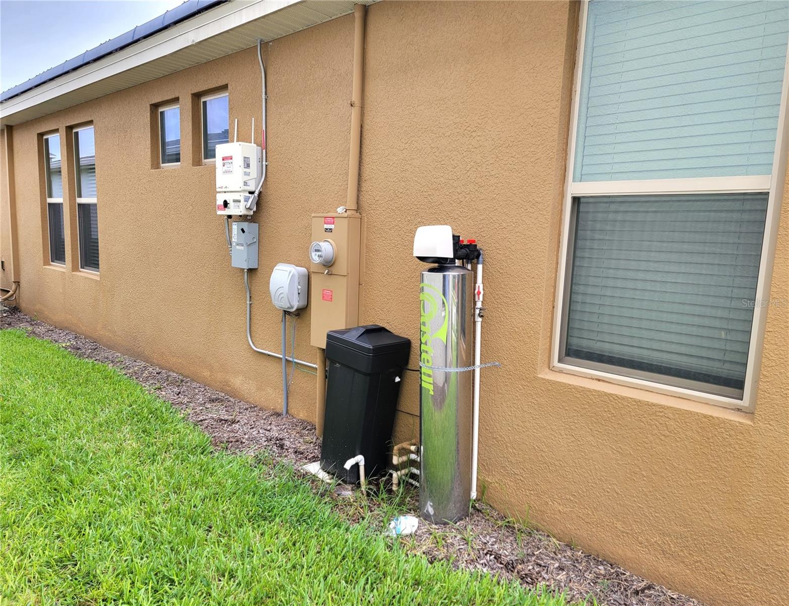 Image 27 of 54 For 9456 Komika Lane W 1