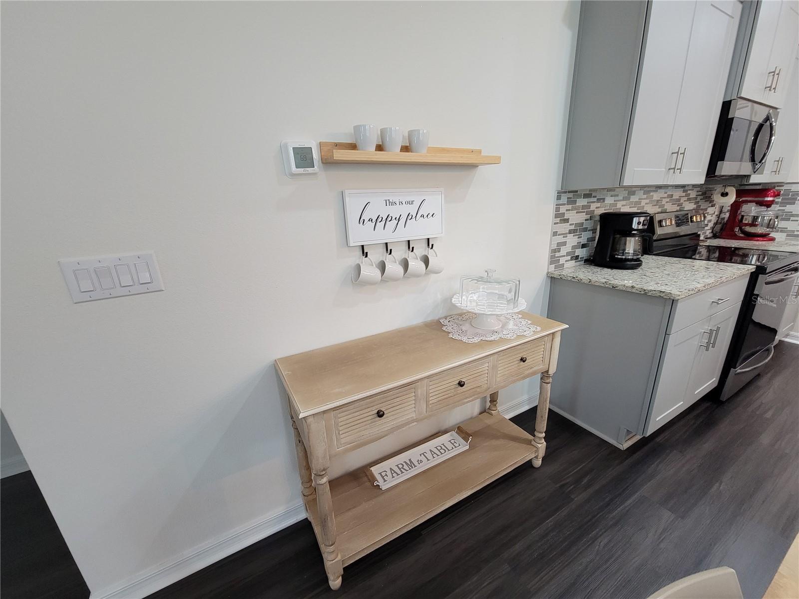 Image 36 of 54 For 9456 Komika Lane W 1