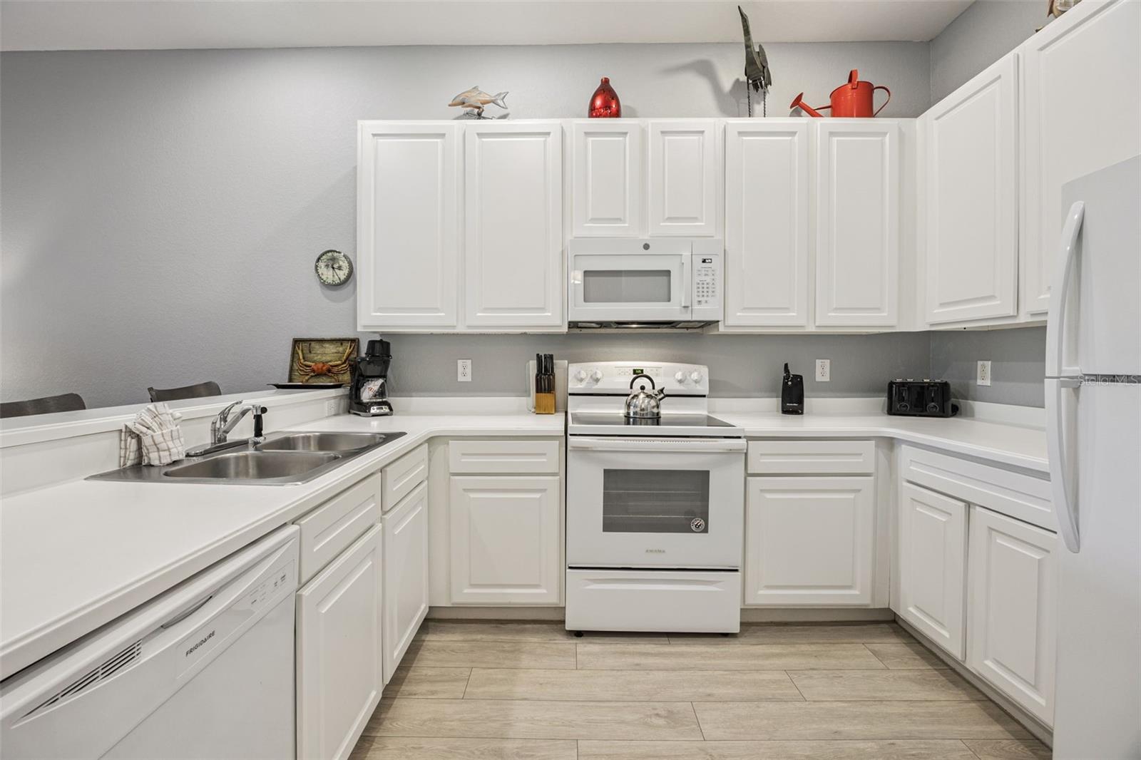 Image 13 of 54 For 714 New Providence Promenade