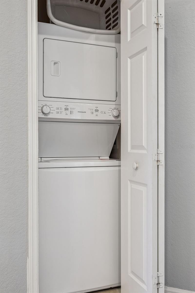 Image 22 of 54 For 714 New Providence Promenade