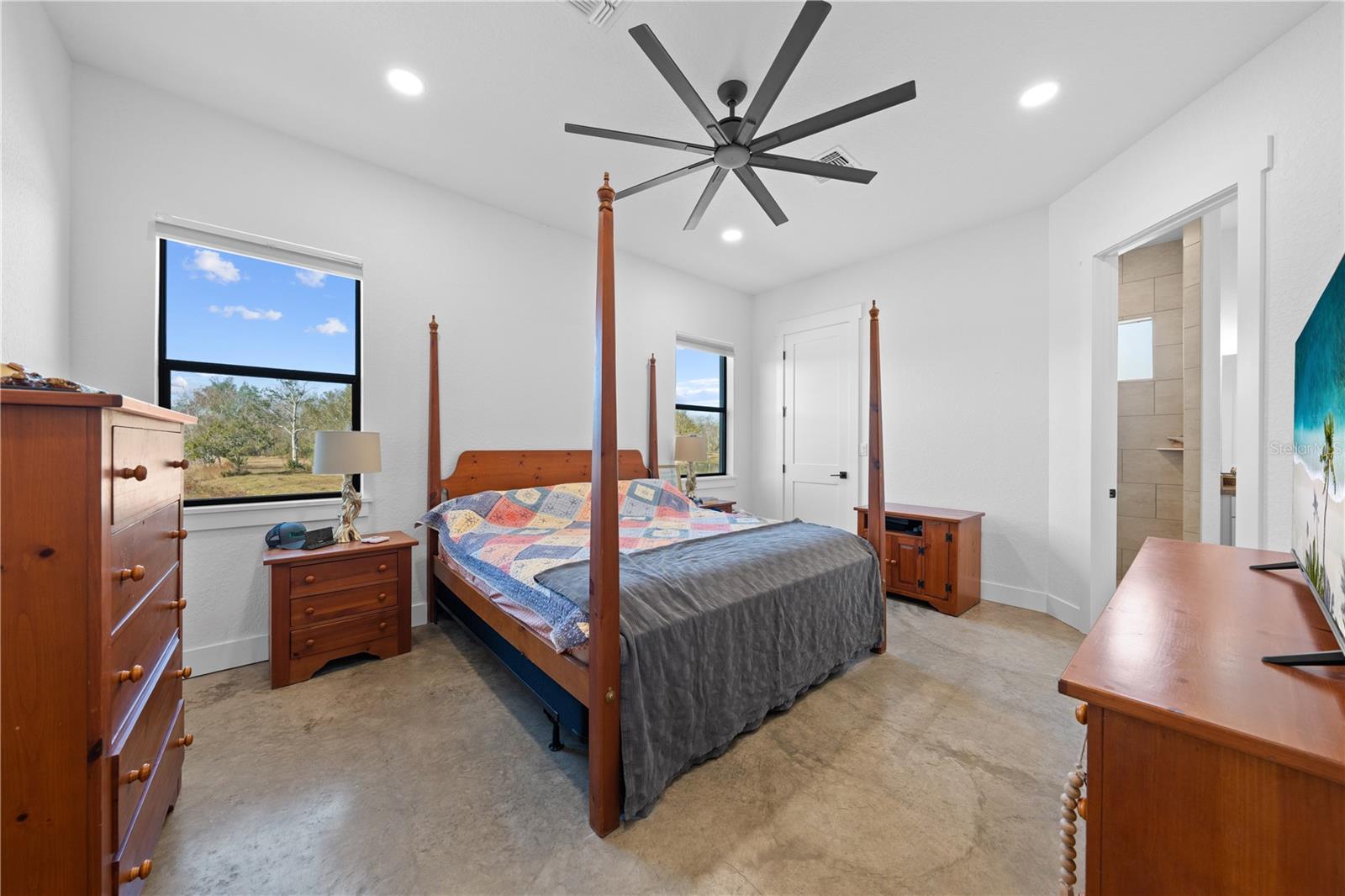 Image 14 of 40 For 3620 Kaiser Avenue