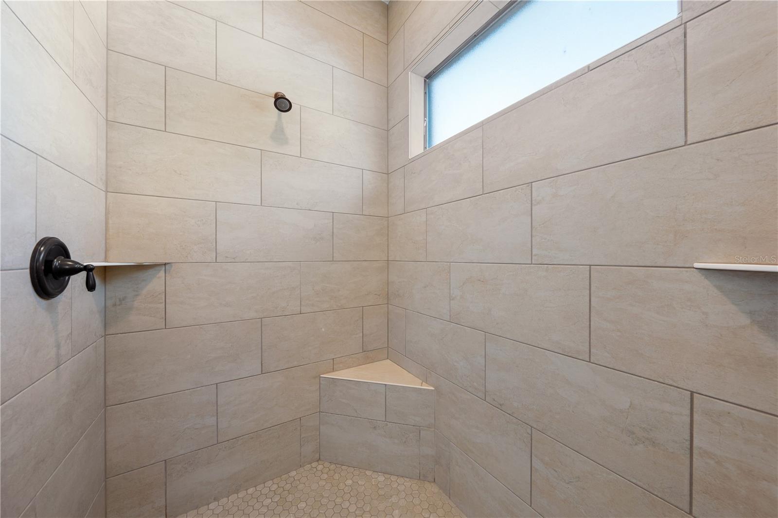 Image 18 of 40 For 3620 Kaiser Avenue