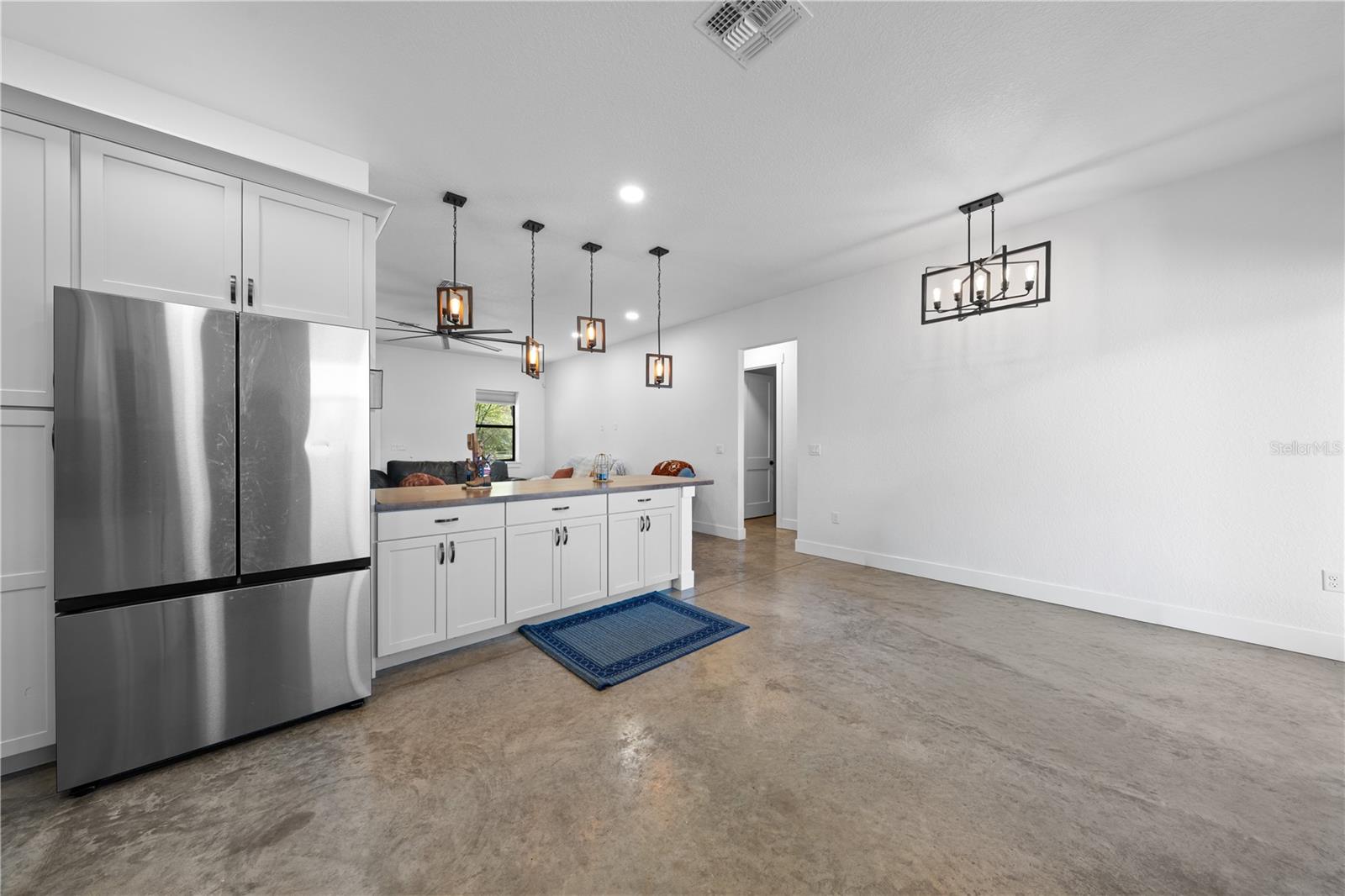 Image 21 of 40 For 3620 Kaiser Avenue