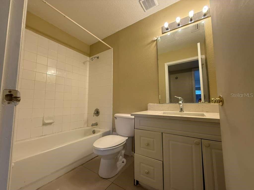 Image 12 of 34 For 709 Orchid Drive B