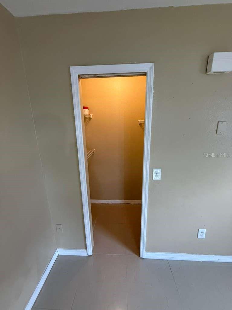 Image 9 of 34 For 709 Orchid Drive B