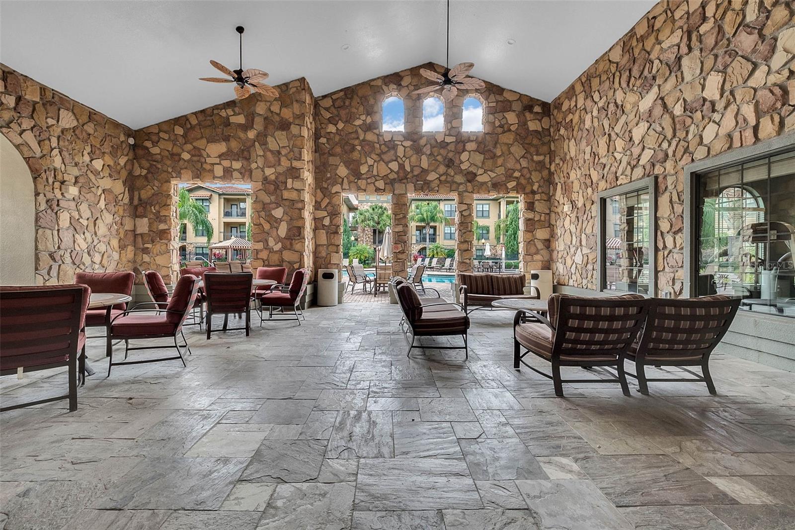 Image 13 of 21 For 909 Charo Parkway 1016