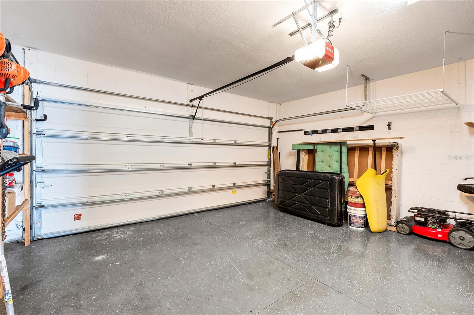 Image 27 of 38 For 2620 Wadeview Loop