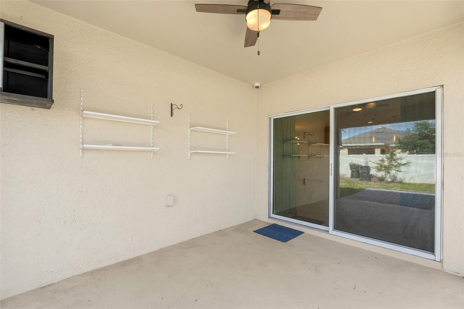 Image 30 of 38 For 2620 Wadeview Loop