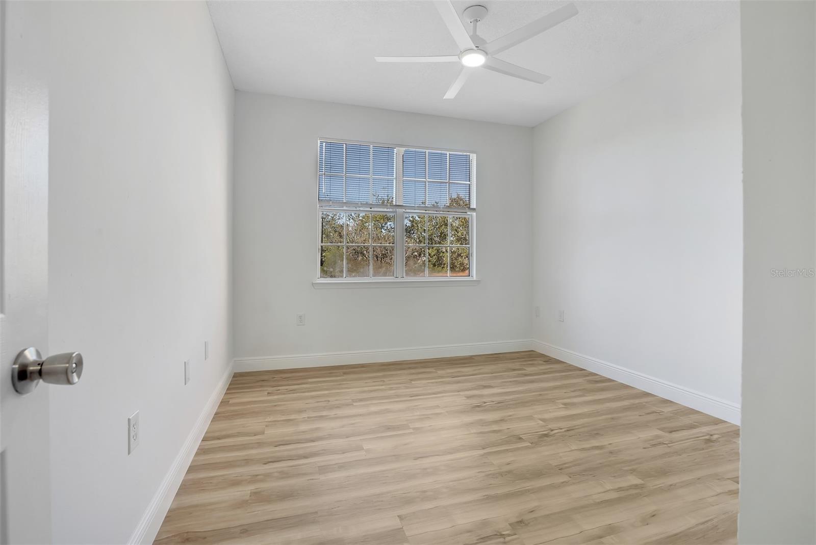 Image 19 of 23 For 10855 Windsor Walk Drive 306