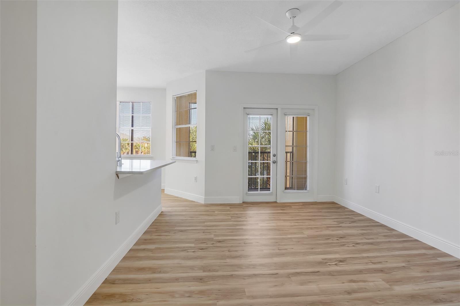 Image 5 of 23 For 10855 Windsor Walk Drive 306